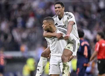 悲喜夜!皇马险胜宣战巴萨,曼联3-4饮恨,切尔西3-1利物浦破魔咒