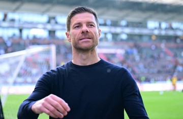 天助凯恩!1-1大冷,德甲第2遭德甲第15逼平,勒沃库森差榜首8分