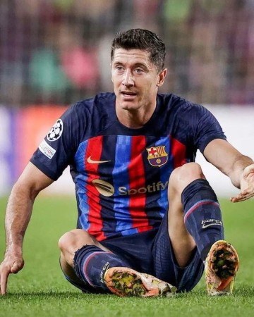 国米机会来了!权威媒体:欧冠巴萨两回合对阵国米莱万都将缺阵