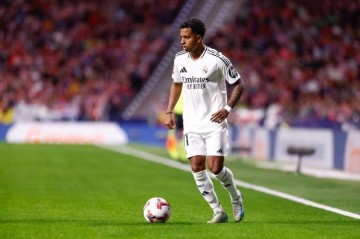 一日西甲动态:祖比门迪转会成谜,皇马破纪录引17岁小将